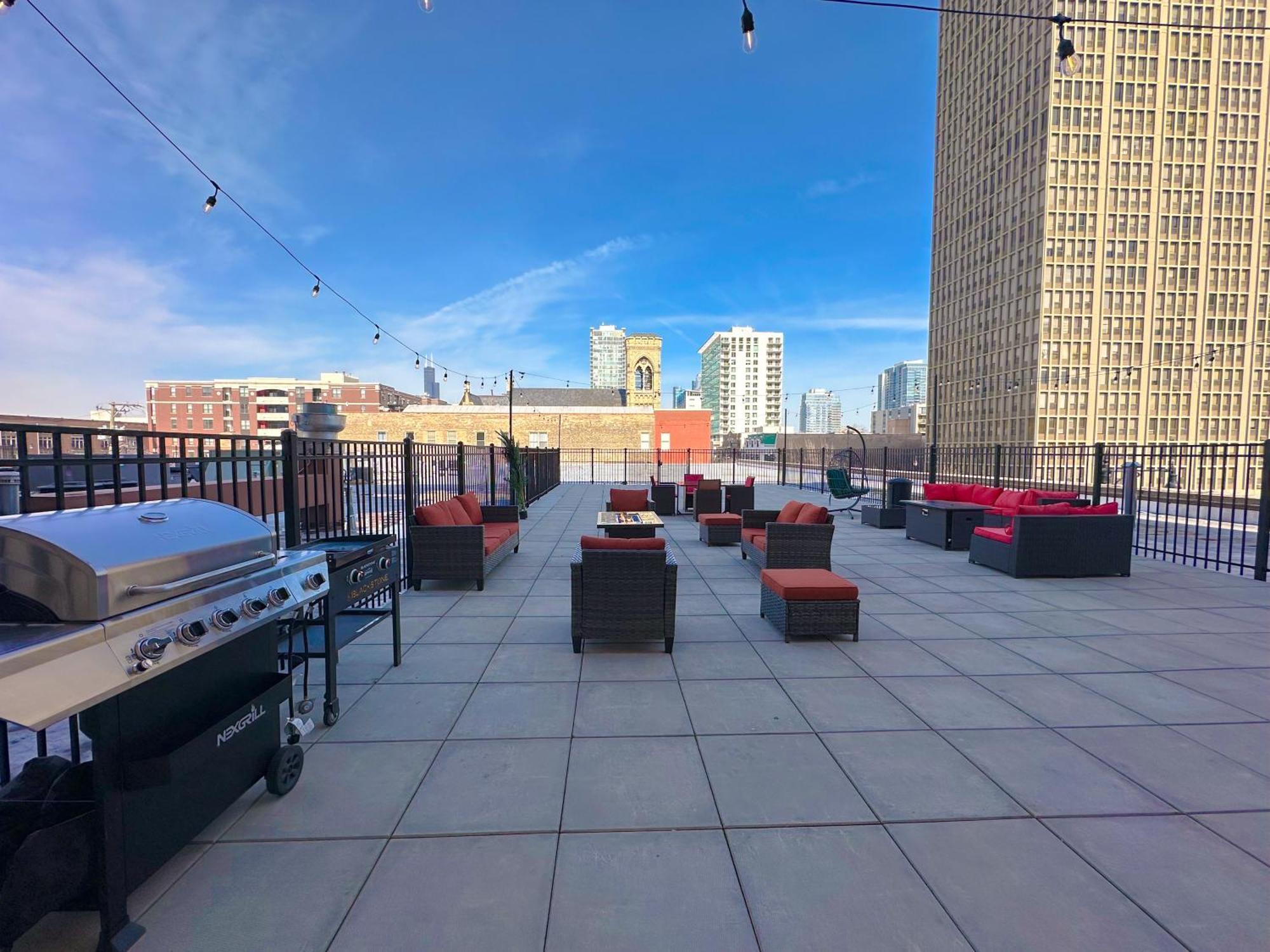 Family Friendly 2Br South Loop Suite With Optional Parking And Gym Access Sleeps Up To 8 Near Mccormick Place And Soldier Field شيكاغو المظهر الخارجي الصورة