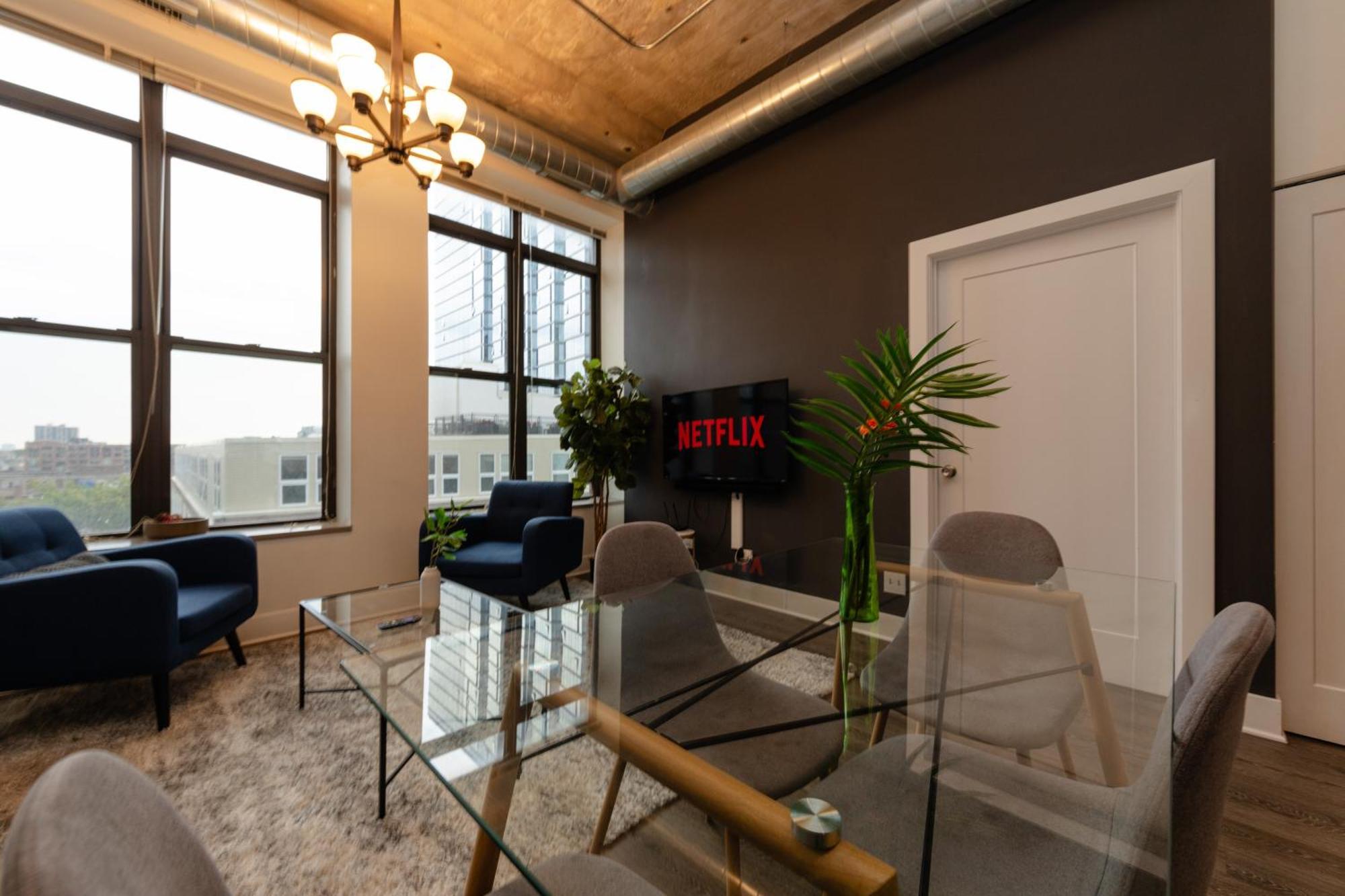 Family Friendly 2Br South Loop Suite With Optional Parking And Gym Access Sleeps Up To 8 Near Mccormick Place And Soldier Field شيكاغو المظهر الخارجي الصورة